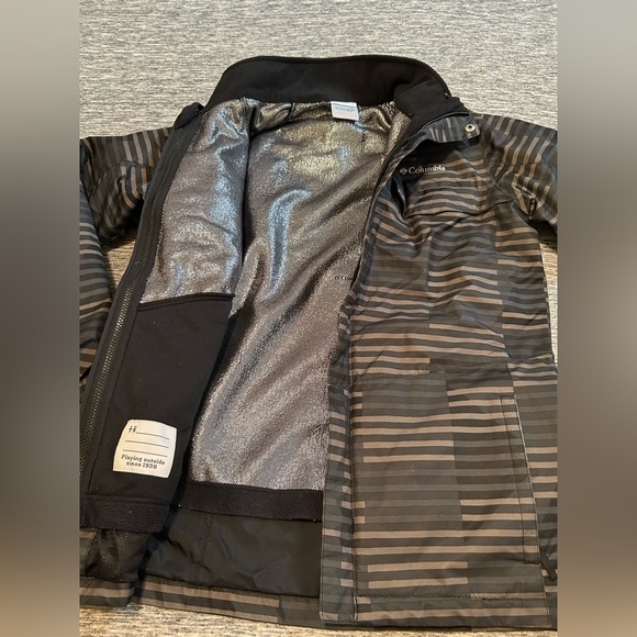 Boys Large (14/16) Columbia Winter Jacket - Picture 4 of 5